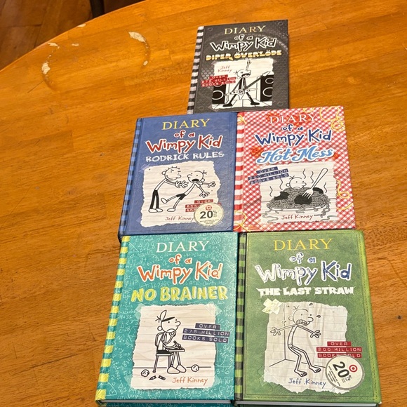 Book Set - Multicolor - Picture 3 of 3